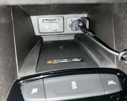 Серый Шевроле Другая, объемом двигателя 0 л и пробегом 24 тыс. км за 19499 $, фото 15 на Automoto.ua