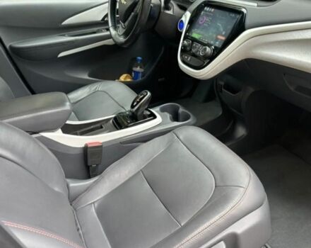 Серый Шевроле Другая, объемом двигателя 0 л и пробегом 62 тыс. км за 9000 $, фото 7 на Automoto.ua