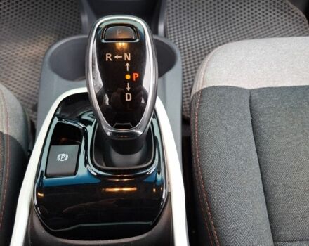 Помаранчевий Шевроле Інша, об'ємом двигуна 0 л та пробігом 77 тис. км за 13950 $, фото 16 на Automoto.ua