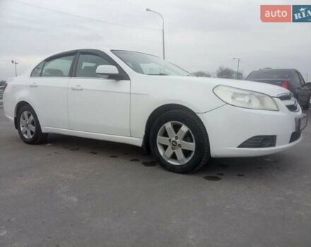 Белый Шевроле Эпика, объемом двигателя 1.99 л и пробегом 183 тыс. км за 4500 $, фото 5 на Automoto.ua