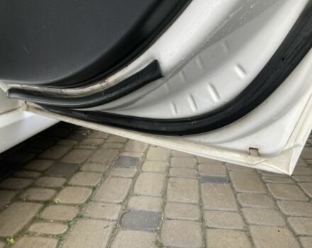 Білий Шевроле Епіка, об'ємом двигуна 2 л та пробігом 296 тис. км за 5100 $, фото 3 на Automoto.ua