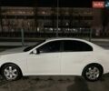 Білий Шевроле Епіка, об'ємом двигуна 2 л та пробігом 104 тис. км за 5000 $, фото 1 на Automoto.ua