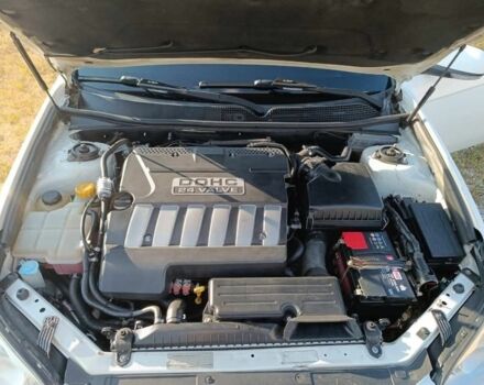 Белый Шевроле Эпика, объемом двигателя 2.5 л и пробегом 230 тыс. км за 5800 $, фото 4 на Automoto.ua