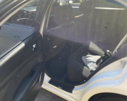 Белый Шевроле Эпика, объемом двигателя 2 л и пробегом 99 тыс. км за 6400 $, фото 9 на Automoto.ua