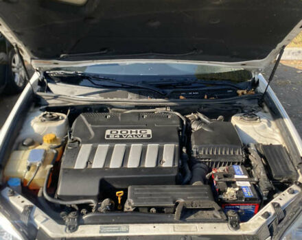 Белый Шевроле Эпика, объемом двигателя 2 л и пробегом 99 тыс. км за 6400 $, фото 5 на Automoto.ua