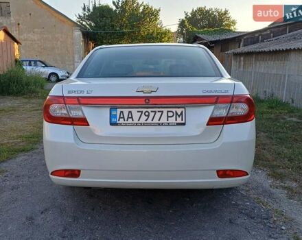 Білий Шевроле Епіка, об'ємом двигуна 2.5 л та пробігом 210 тис. км за 6000 $, фото 4 на Automoto.ua