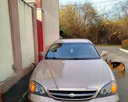 Бежевий Шевроле Епіка, об'ємом двигуна 2 л та пробігом 250 тис. км за 3500 $, фото 1 на Automoto.ua