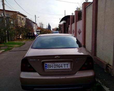 Бежевий Шевроле Епіка, об'ємом двигуна 2 л та пробігом 250 тис. км за 3500 $, фото 1 на Automoto.ua