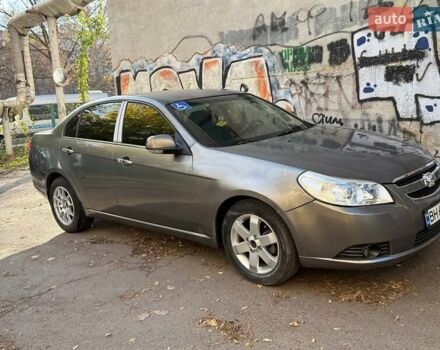 Бежевый Шевроле Эпика, объемом двигателя 2 л и пробегом 125 тыс. км за 3750 $, фото 2 на Automoto.ua
