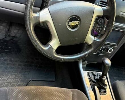 Бежевый Шевроле Эпика, объемом двигателя 2 л и пробегом 125 тыс. км за 3750 $, фото 7 на Automoto.ua