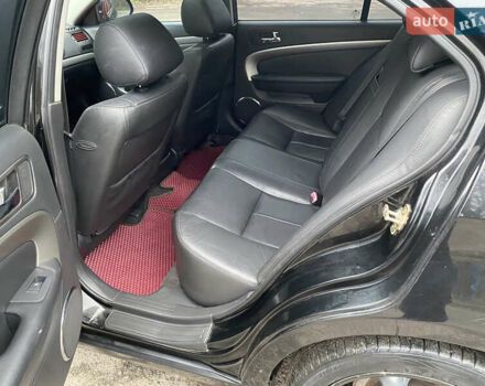 Чорний Шевроле Епіка, об'ємом двигуна 2.49 л та пробігом 235 тис. км за 4400 $, фото 12 на Automoto.ua