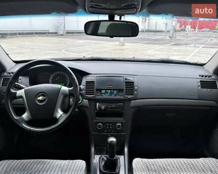 Чорний Шевроле Епіка, об'ємом двигуна 2 л та пробігом 110 тис. км за 5790 $, фото 12 на Automoto.ua