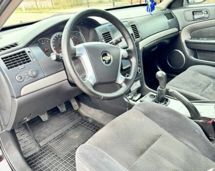 Чорний Шевроле Епіка, об'ємом двигуна 2 л та пробігом 283 тис. км за 5300 $, фото 8 на Automoto.ua