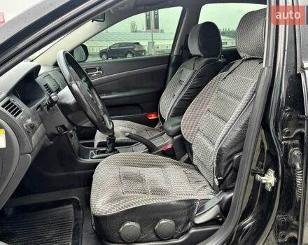 Чорний Шевроле Епіка, об'ємом двигуна 2 л та пробігом 110 тис. км за 5790 $, фото 8 на Automoto.ua