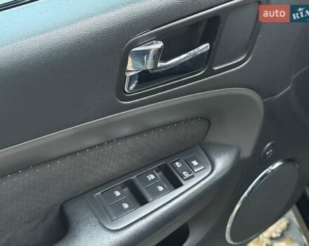 Чорний Шевроле Епіка, об'ємом двигуна 1.99 л та пробігом 186 тис. км за 3999 $, фото 31 на Automoto.ua