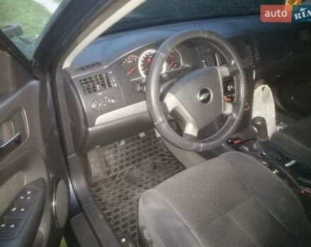 Черный Шевроле Эпика, объемом двигателя 1.99 л и пробегом 266 тыс. км за 4200 $, фото 28 на Automoto.ua