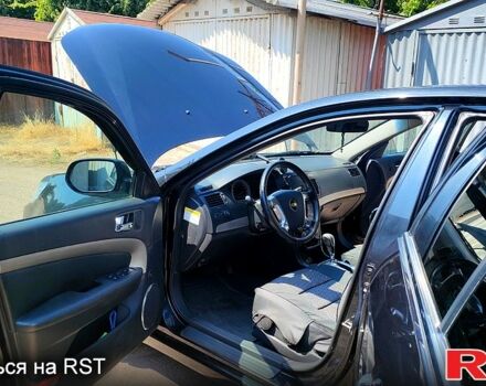 Черный Шевроле Эпика, объемом двигателя 2.5 л и пробегом 113 тыс. км за 8000 $, фото 2 на Automoto.ua