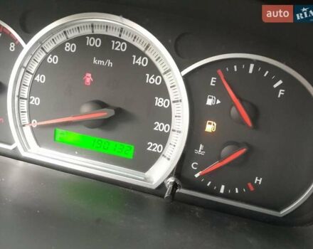 Чорний Шевроле Епіка, об'ємом двигуна 2.5 л та пробігом 190 тис. км за 5600 $, фото 14 на Automoto.ua