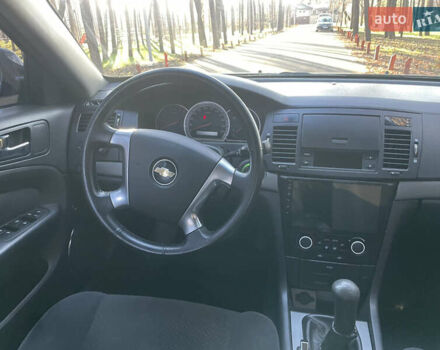 Черный Шевроле Эпика, объемом двигателя 2 л и пробегом 190 тыс. км за 4950 $, фото 49 на Automoto.ua