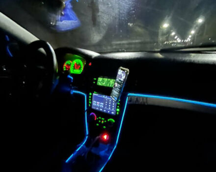 Черный Шевроле Эпика, объемом двигателя 1.99 л и пробегом 281 тыс. км за 5500 $, фото 5 на Automoto.ua