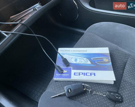 Черный Шевроле Эпика, объемом двигателя 2 л и пробегом 190 тыс. км за 4950 $, фото 77 на Automoto.ua