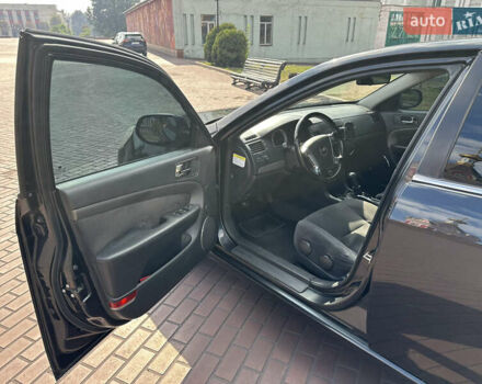 Черный Шевроле Эпика, объемом двигателя 2 л и пробегом 230 тыс. км за 4700 $, фото 16 на Automoto.ua