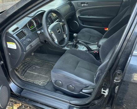 Черный Шевроле Эпика, объемом двигателя 2 л и пробегом 236 тыс. км за 4099 $, фото 7 на Automoto.ua