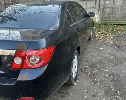 Черный Шевроле Эпика, объемом двигателя 2 л и пробегом 236 тыс. км за 4099 $, фото 5 на Automoto.ua