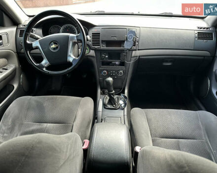 Черный Шевроле Эпика, объемом двигателя 2 л и пробегом 230 тыс. км за 4700 $, фото 24 на Automoto.ua