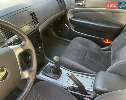 Черный Шевроле Эпика, объемом двигателя 2 л и пробегом 190 тыс. км за 4950 $, фото 40 на Automoto.ua