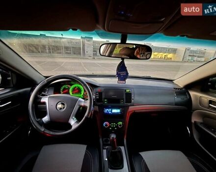 Черный Шевроле Эпика, объемом двигателя 1.99 л и пробегом 191 тыс. км за 5600 $, фото 17 на Automoto.ua