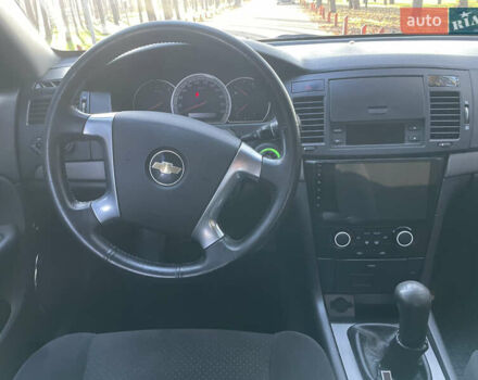 Черный Шевроле Эпика, объемом двигателя 2 л и пробегом 190 тыс. км за 4950 $, фото 52 на Automoto.ua