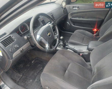 Черный Шевроле Эпика, объемом двигателя 1.99 л и пробегом 205 тыс. км за 3750 $, фото 6 на Automoto.ua