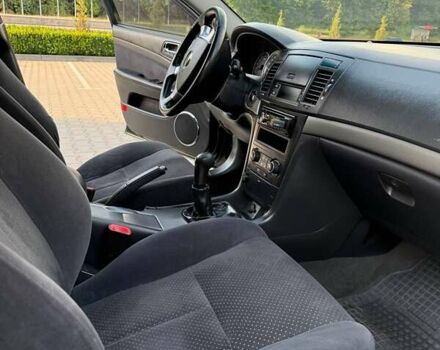 Черный Шевроле Эпика, объемом двигателя 1.99 л и пробегом 163 тыс. км за 5800 $, фото 11 на Automoto.ua