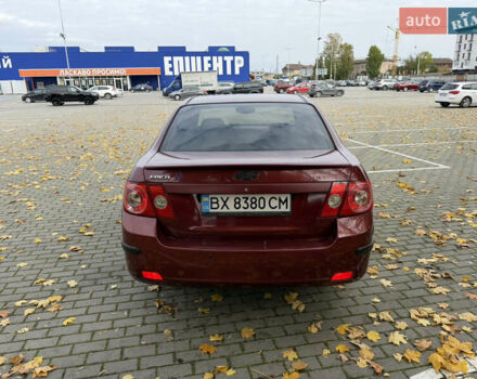 Красный Шевроле Эпика, объемом двигателя 2 л и пробегом 236 тыс. км за 4300 $, фото 2 на Automoto.ua