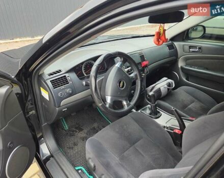 Шевроле Эпика, объемом двигателя 2 л и пробегом 123 тыс. км за 5500 $, фото 5 на Automoto.ua