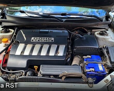 Шевроле Эпика, объемом двигателя 2 л и пробегом 150 тыс. км за 6800 $, фото 4 на Automoto.ua