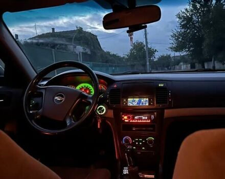 Сірий Шевроле Епіка, об'ємом двигуна 1.99 л та пробігом 234 тис. км за 4000 $, фото 16 на Automoto.ua