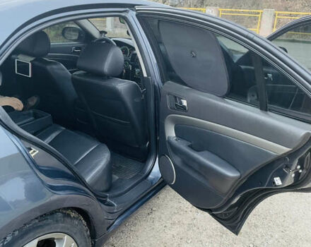 Серый Шевроле Эпика, объемом двигателя 2.49 л и пробегом 270 тыс. км за 6000 $, фото 2 на Automoto.ua