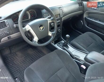 Серый Шевроле Эпика, объемом двигателя 2 л и пробегом 325 тыс. км за 3500 $, фото 14 на Automoto.ua