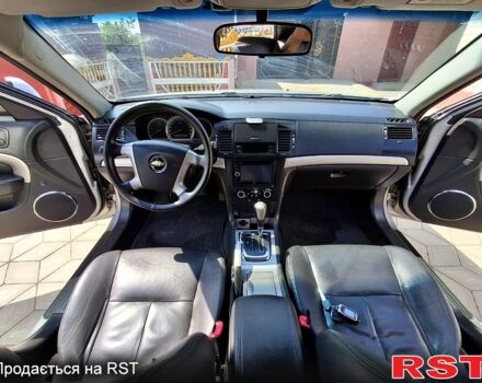 Сірий Шевроле Епіка, об'ємом двигуна 2.5 л та пробігом 315 тис. км за 4400 $, фото 2 на Automoto.ua