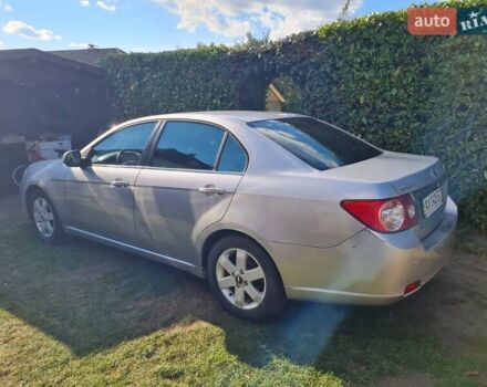 Сірий Шевроле Епіка, об'ємом двигуна 2.5 л та пробігом 244 тис. км за 5000 $, фото 2 на Automoto.ua