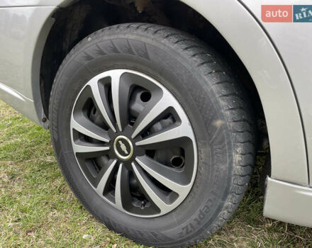 Серый Шевроле Эпика, объемом двигателя 2 л и пробегом 250 тыс. км за 5600 $, фото 31 на Automoto.ua