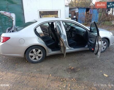 Серый Шевроле Эпика, объемом двигателя 2 л и пробегом 325 тыс. км за 3500 $, фото 4 на Automoto.ua
