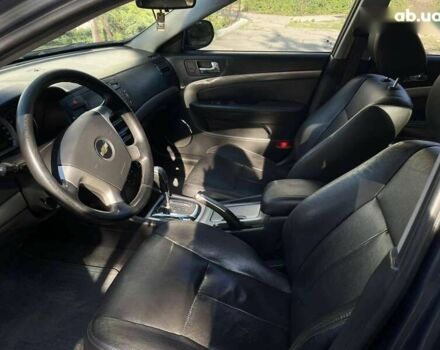 Серый Шевроле Эпика, объемом двигателя 2.5 л и пробегом 174 тыс. км за 5200 $, фото 10 на Automoto.ua