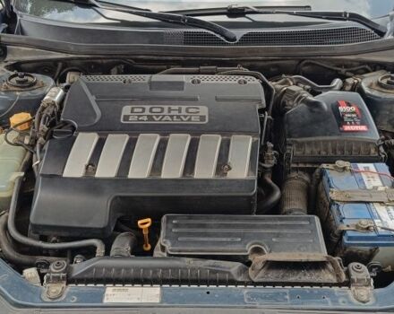 Серый Шевроле Эпика, объемом двигателя 2.5 л и пробегом 195 тыс. км за 5500 $, фото 3 на Automoto.ua