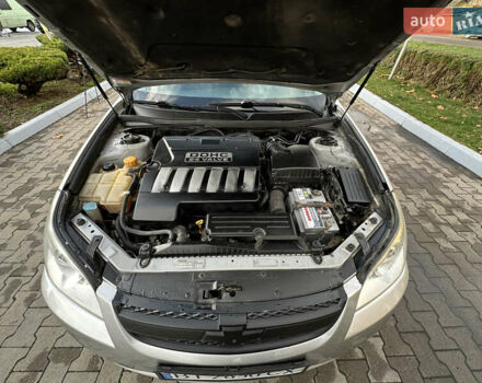 Серый Шевроле Эпика, объемом двигателя 2 л и пробегом 300 тыс. км за 3799 $, фото 13 на Automoto.ua