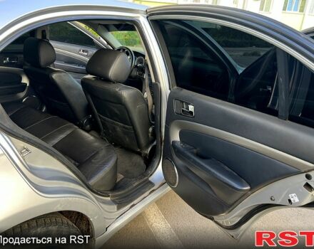 Серый Шевроле Эпика, объемом двигателя 2.5 л и пробегом 270 тыс. км за 2999 $, фото 5 на Automoto.ua