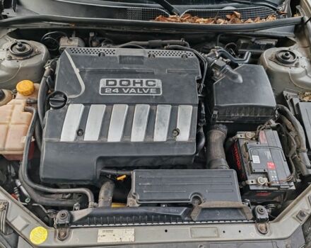 Серый Шевроле Эпика, объемом двигателя 2.5 л и пробегом 213 тыс. км за 3898 $, фото 3 на Automoto.ua