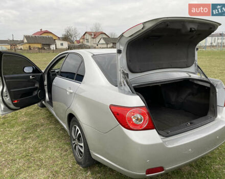 Серый Шевроле Эпика, объемом двигателя 2 л и пробегом 250 тыс. км за 5600 $, фото 33 на Automoto.ua